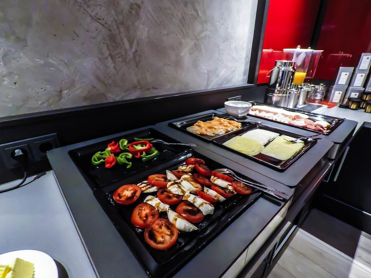 Hotel Rotes Einhorn **** Duren Екстер'єр фото